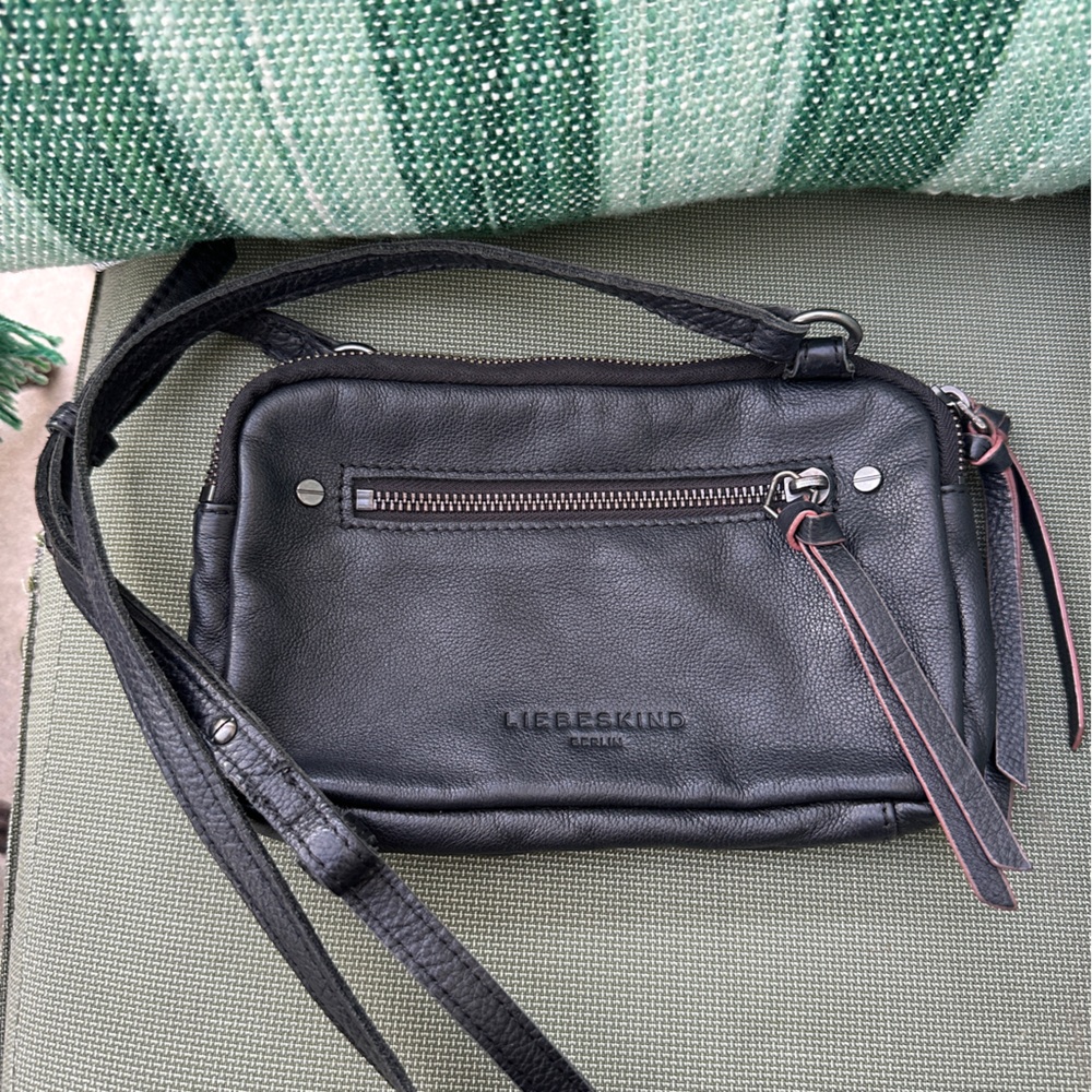 Liebeskind Janina 9695 Black Leather Mini Crossbody Bag Double Zipper Minimalist - Picture 3 of 7